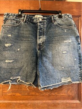 Zara Light Blue Washed Denim Shorts
